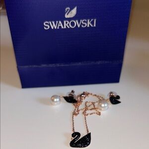 Swarovski Black Swan Necklace & matching  Pearl earrings